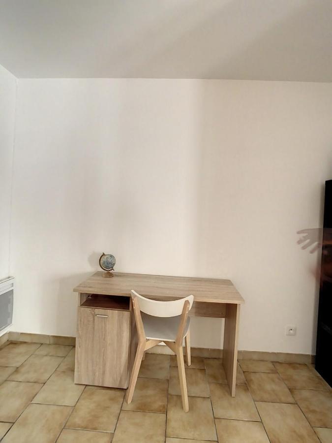 Grand Appart Spacieux Hyper Centre Gare 2Pers Troyes Buitenkant foto